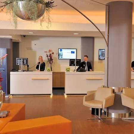 Novotel World Forum 4* Гаага